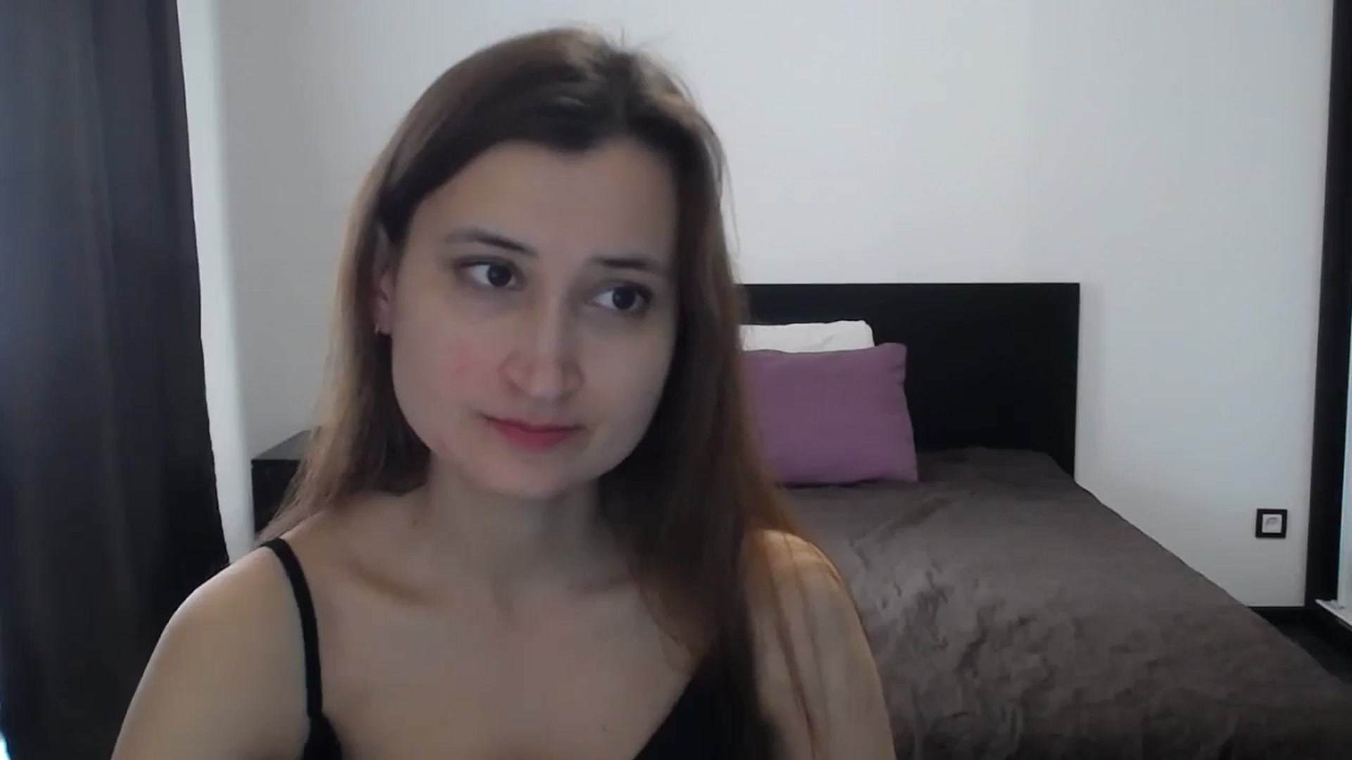 Gallery image thumbnail from Kendal_sweet's myfreecams stream on, 05/10/2026, 14:19 image 20 of 20