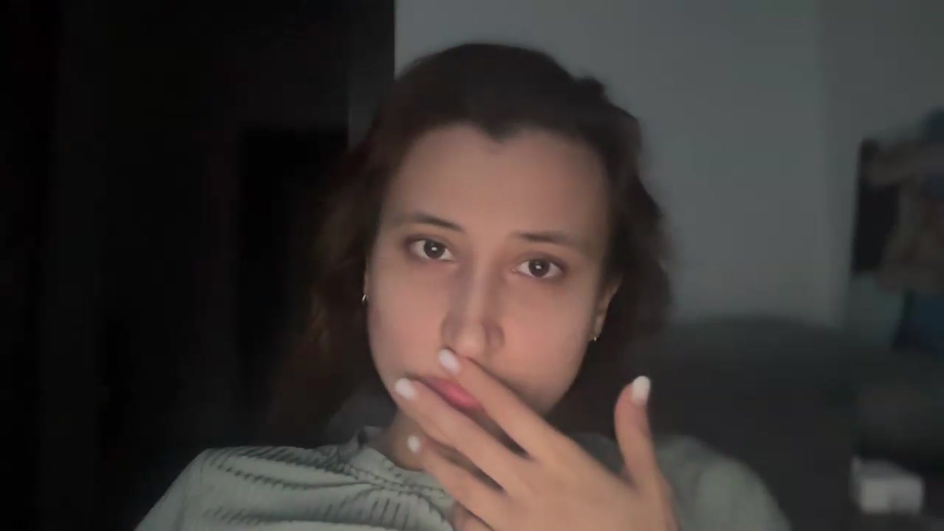 Gallery image thumbnail from Kendal_sweet's myfreecams stream on, 05/17/2026, 18:55 image 14 of 20