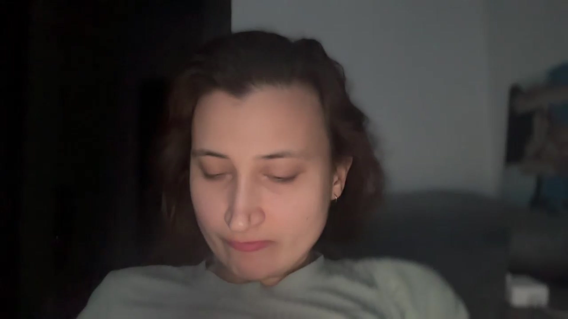 Gallery image thumbnail from Kendal_sweet's myfreecams stream on, 05/17/2026, 18:55 image 15 of 20