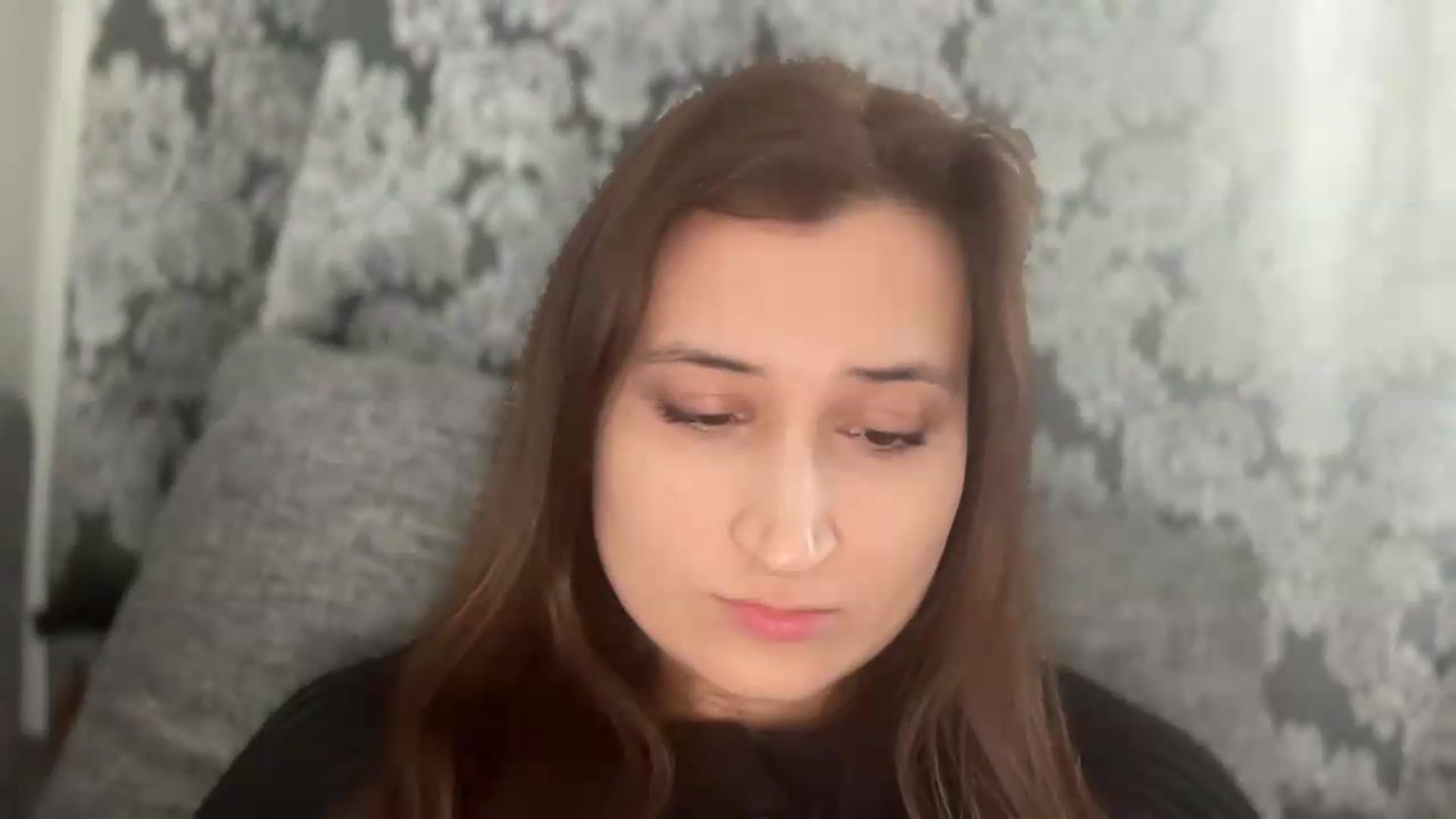 Gallery image thumbnail from Kendal_sweet's myfreecams stream on, 05/27/2026, 13:39 image 10 of 20