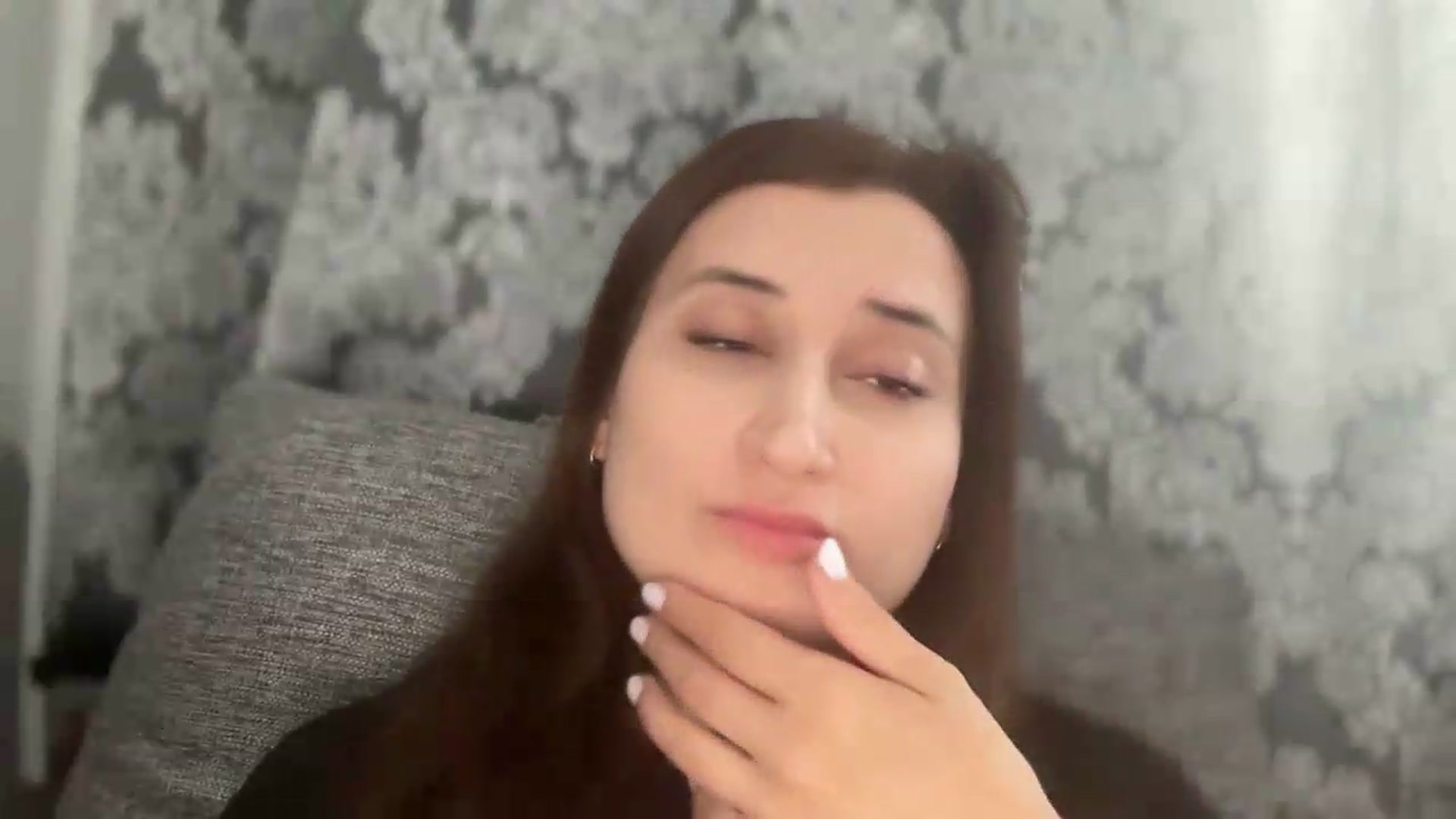 Gallery image thumbnail from Kendal_sweet's myfreecams stream on, 05/27/2026, 13:39 image 8 of 20