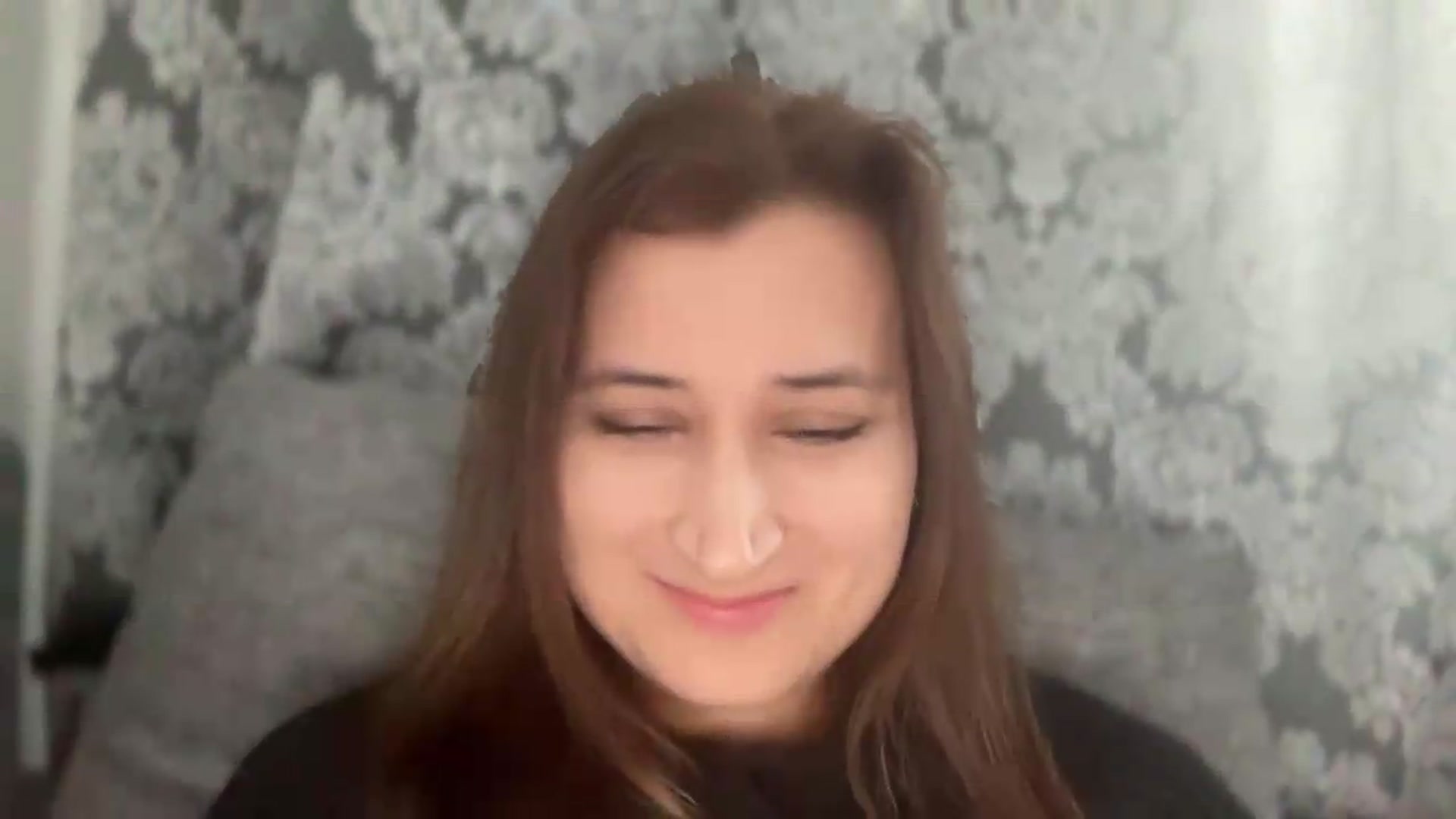 Gallery image thumbnail from Kendal_sweet's myfreecams stream on, 05/27/2026, 13:39 image 7 of 20