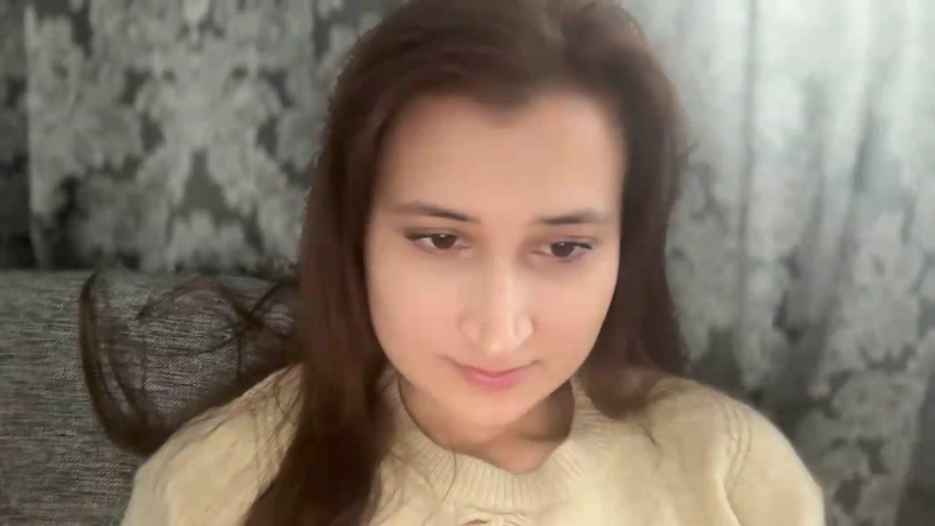 Gallery image thumbnail from Kendal_sweet's myfreecams stream on, 05/28/2026, 14:40 image 15 of 20