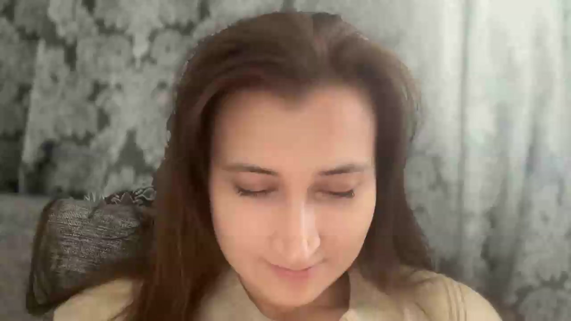 Gallery image thumbnail from Kendal_sweet's myfreecams stream on, 05/28/2026, 14:40 image 1 of 20