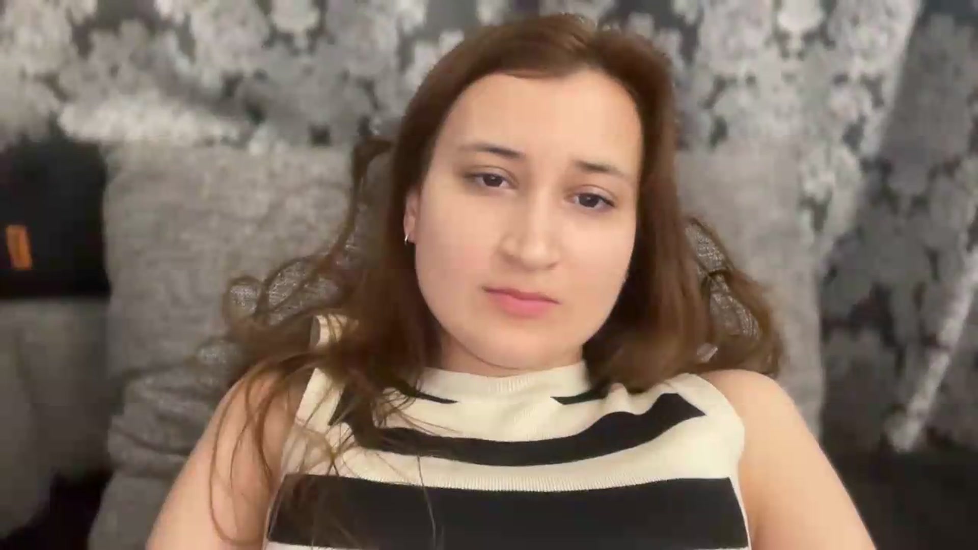 Gallery image thumbnail from Kendal_sweet's myfreecams stream on, 06/09/2026, 18:45 image 16 of 20