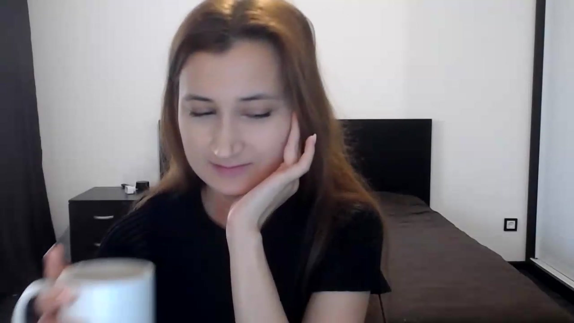 Gallery image thumbnail from Kendal_sweet's myfreecams stream on, 06/24/2026, 13:19 image 18 of 20