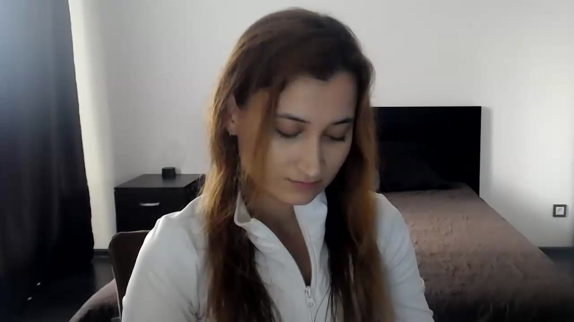 Gallery image thumbnail from Kendal_sweet's myfreecams stream on, 07/22/2026, 14:10 image 14 of 20