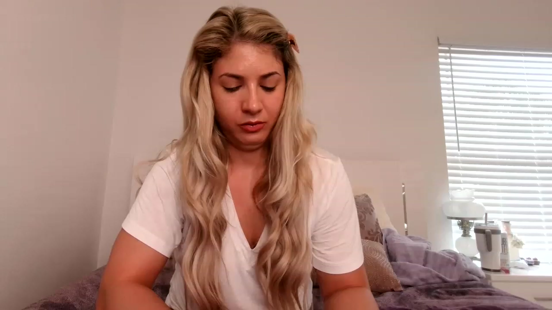 Gallery image thumbnail from KendallK1's myfreecams stream on, 04/09/2023, 21:05 image 20 of 20