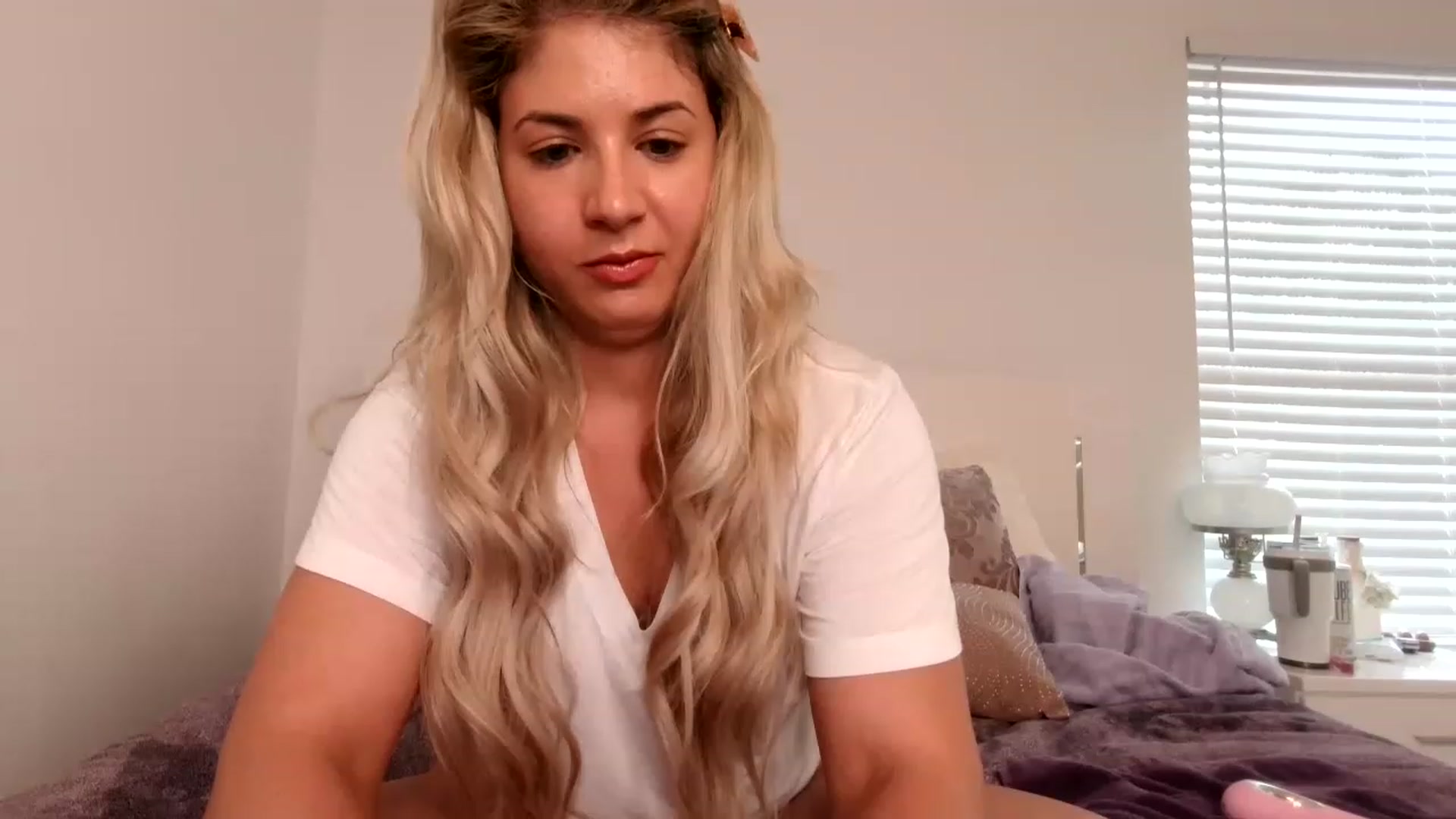 Gallery image thumbnail from KendallK1's myfreecams stream on, 04/09/2023, 21:05 image 6 of 20