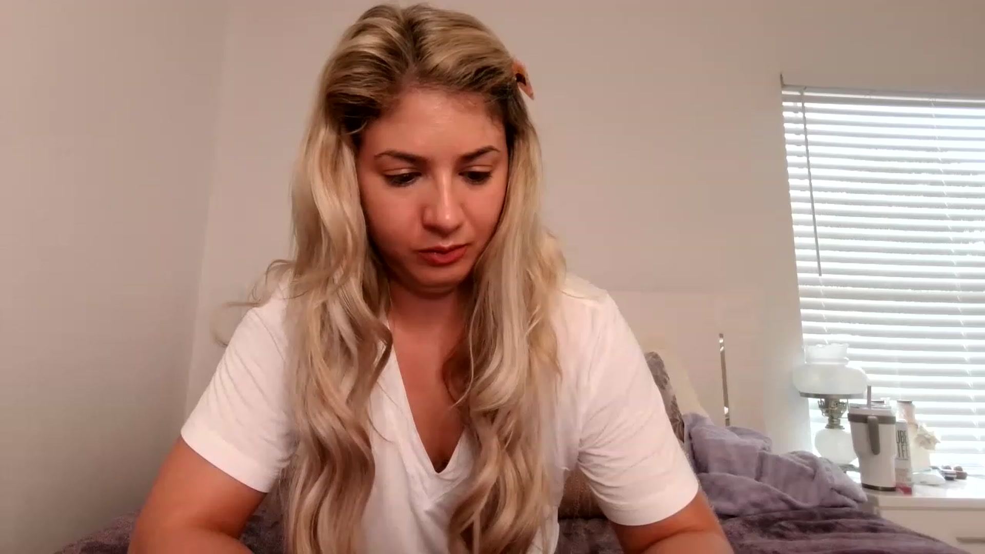 Gallery image thumbnail from KendallK1's myfreecams stream on, 04/09/2023, 21:05 image 14 of 20