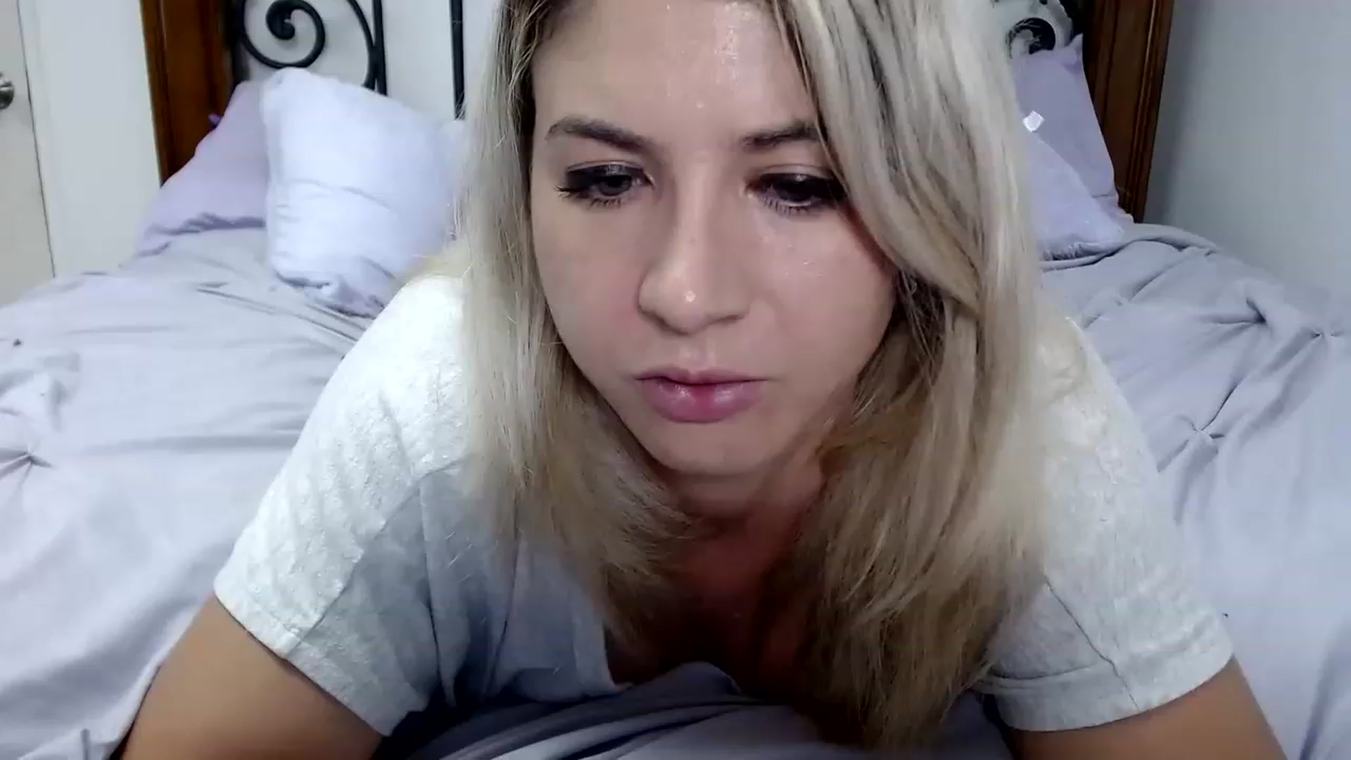 Gallery image thumbnail from KendallK1's myfreecams stream on, 08/10/2023, 16:01 image 2 of 20