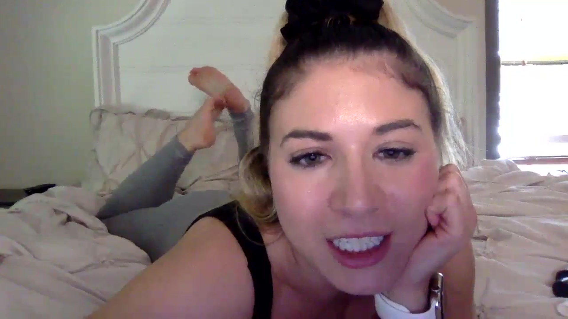 Gallery image thumbnail from KendallK1's myfreecams stream on, 09/30/2023, 17:57 image 13 of 20