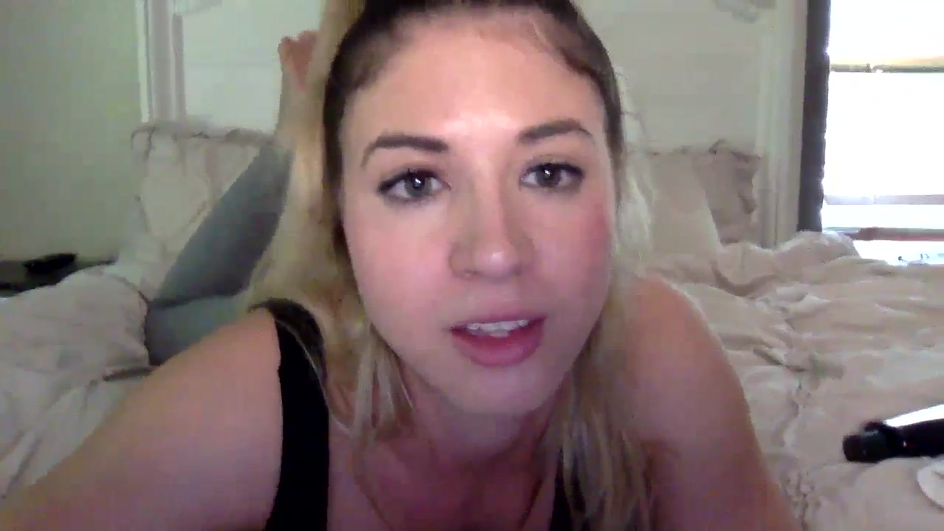 Gallery image thumbnail from KendallK1's myfreecams stream on, 09/30/2023, 17:57 image 18 of 20