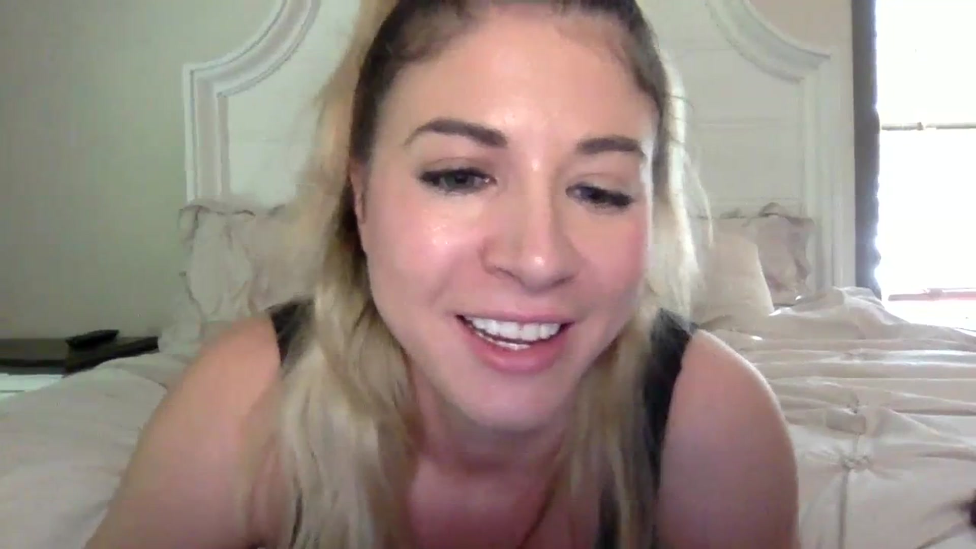 Gallery image thumbnail from KendallK1's myfreecams stream on, 09/30/2023, 17:57 image 8 of 20