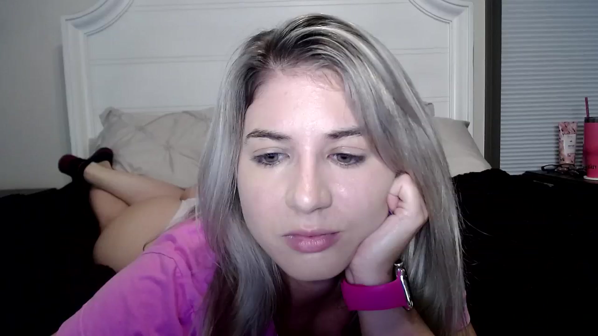 Gallery image thumbnail from KendallK1's myfreecams stream on, 10/16/2023, 15:28 image 5 of 20
