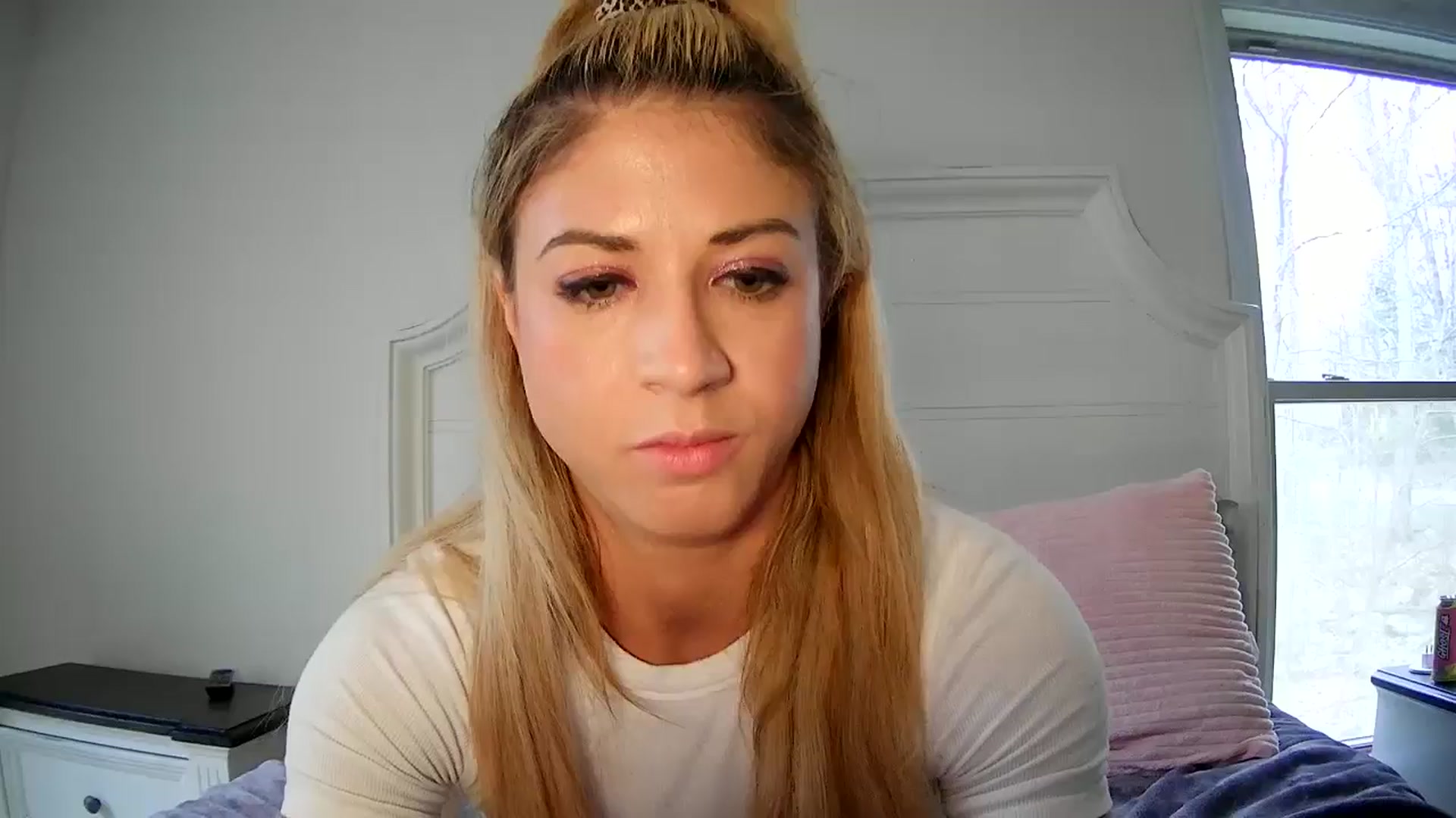 Gallery image thumbnail from KendallK1's myfreecams stream on, 04/29/2024, 18:46 image 17 of 20