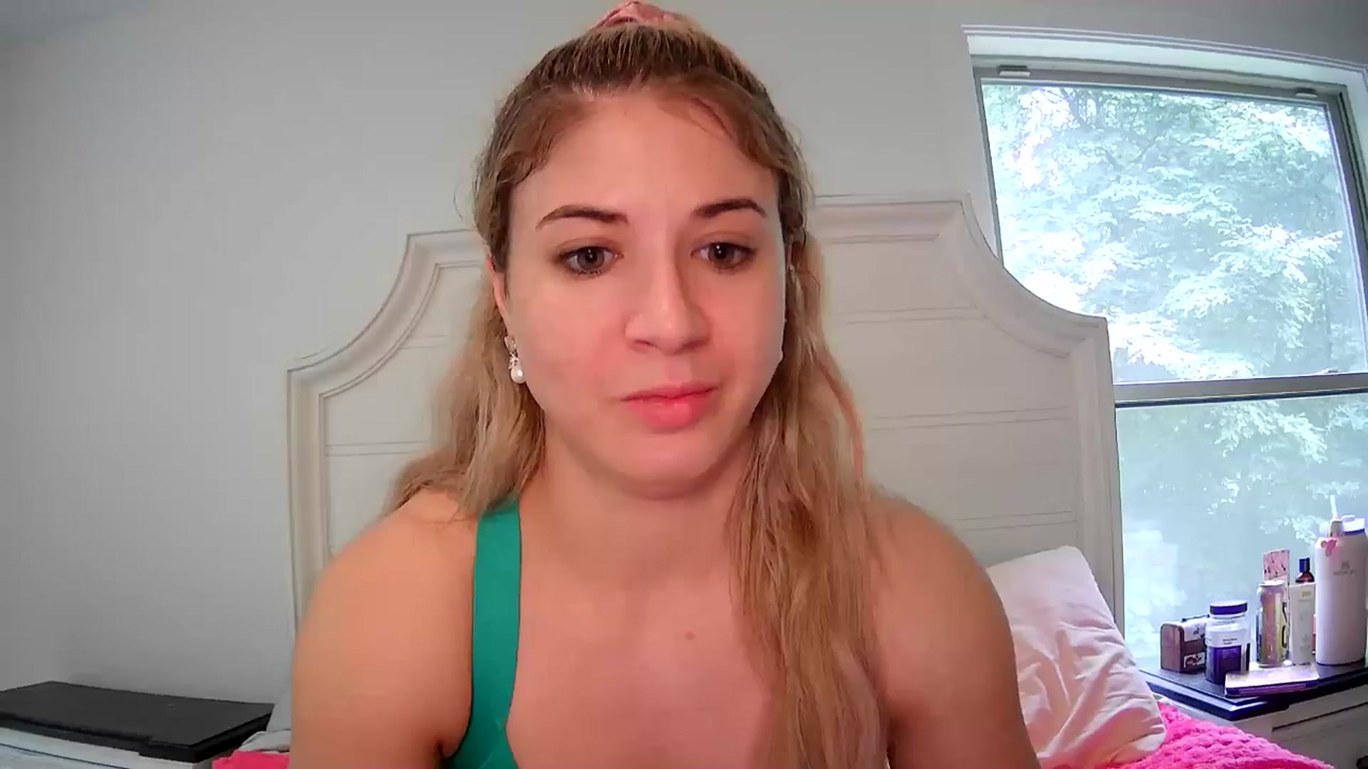 Gallery image thumbnail from KendallK1's myfreecams stream on, 06/29/2024, 17:23 image 8 of 20