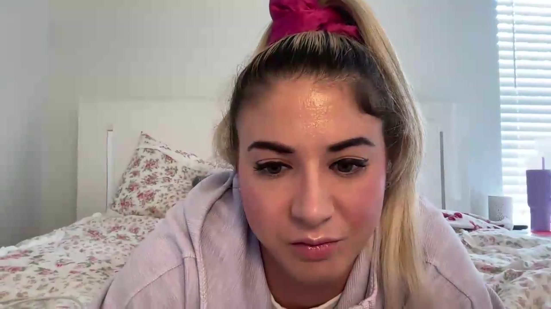 Gallery image thumbnail from KendallK1's myfreecams stream on, 06/24/2026, 16:11 image 3 of 20