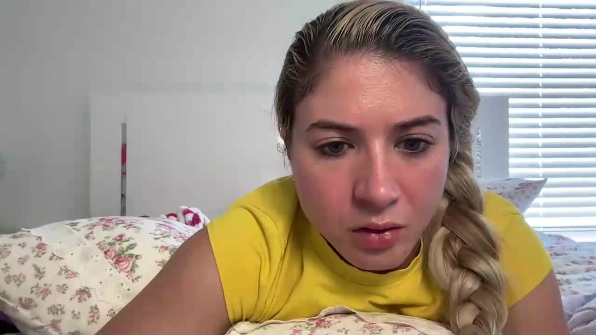 Gallery image thumbnail from KendallK1's myfreecams stream on, 08/15/2026, 17:53 image 5 of 20