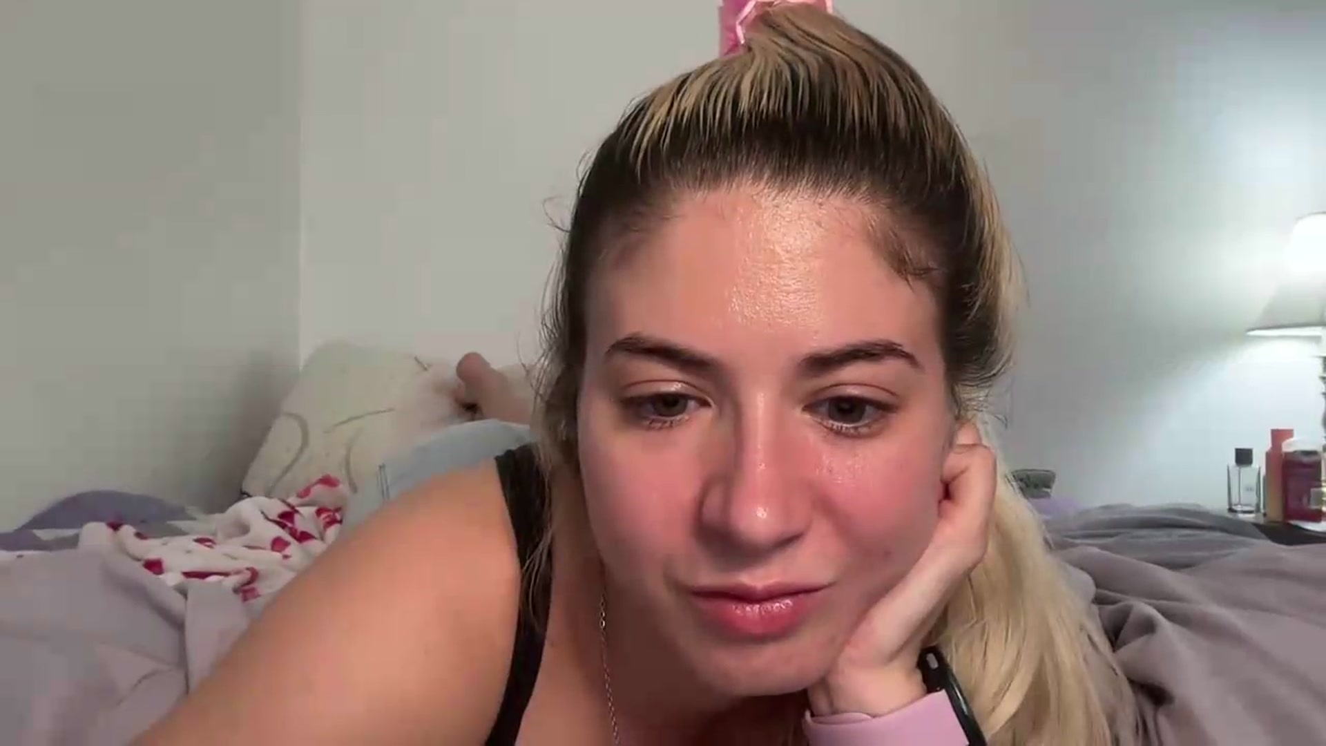 Gallery image thumbnail from KendallK1's myfreecams stream on, 09/05/2026, 18:12 image 3 of 20