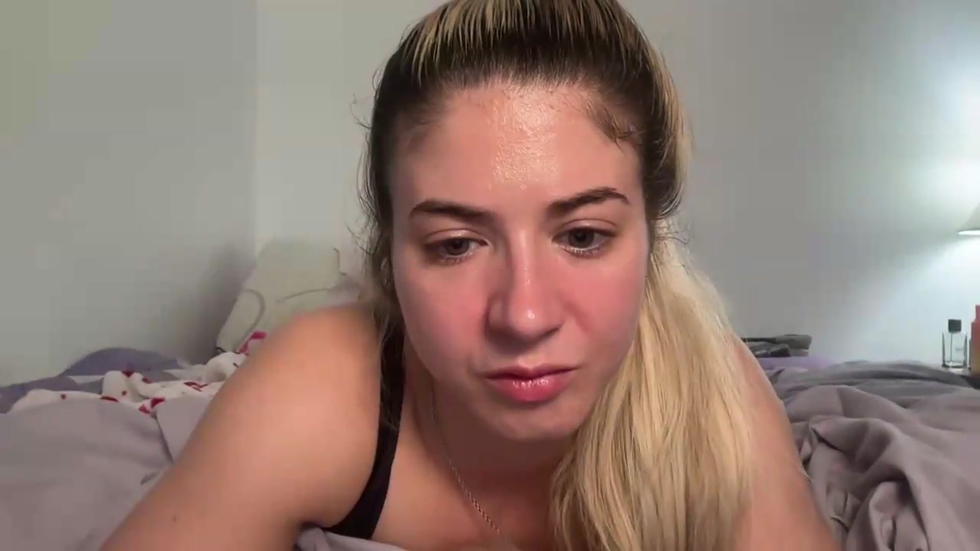 Gallery image thumbnail from KendallK1's myfreecams stream on, 09/05/2026, 18:12 image 14 of 20