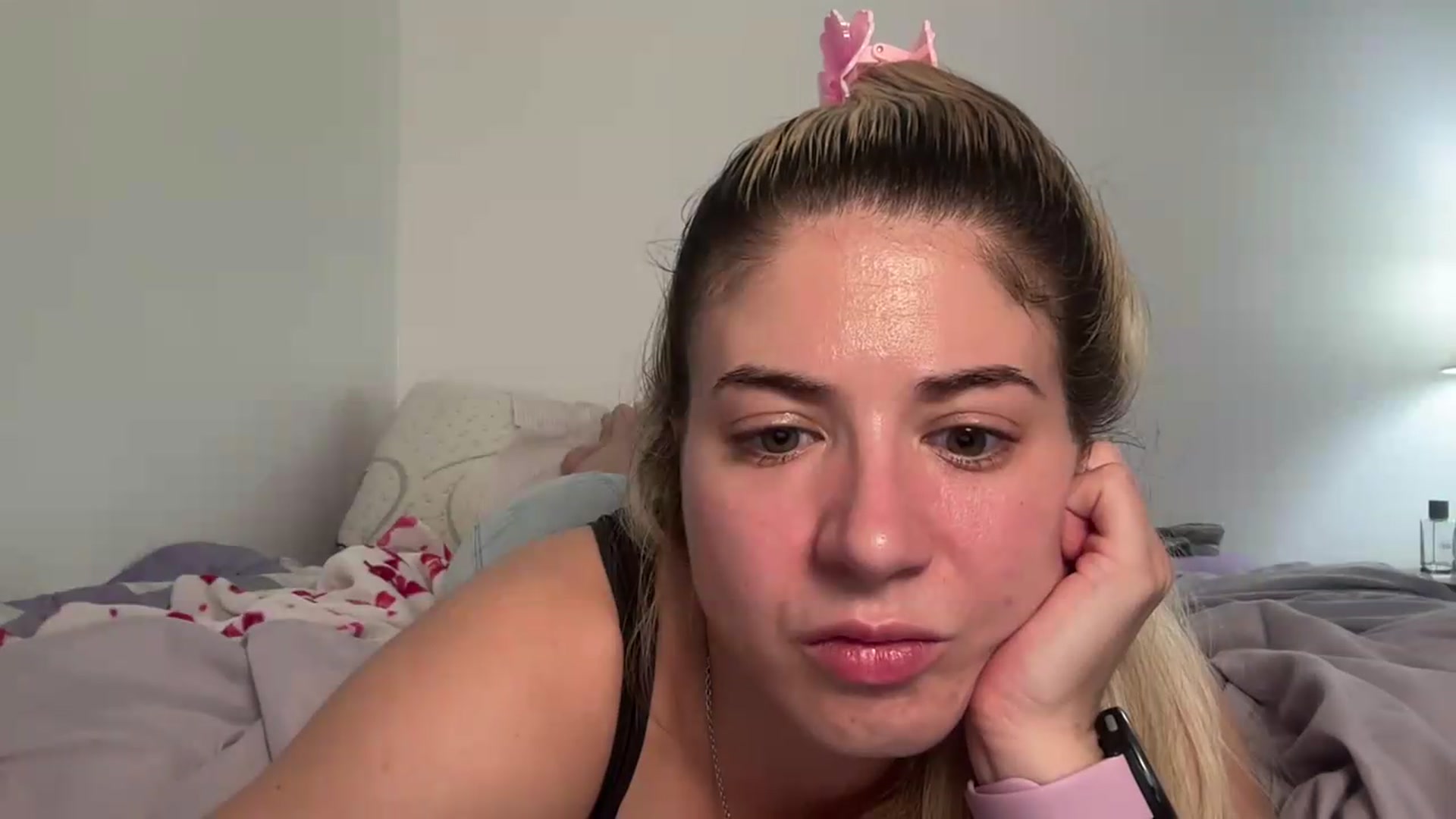 Gallery image thumbnail from KendallK1's myfreecams stream on, 09/05/2026, 18:12 image 18 of 20