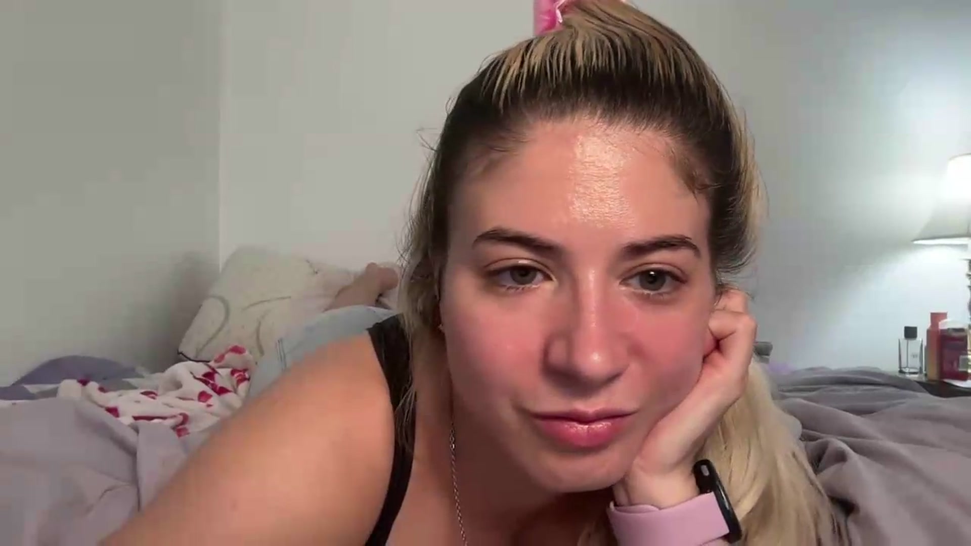 Gallery image thumbnail from KendallK1's myfreecams stream on, 09/05/2026, 18:12 image 2 of 20