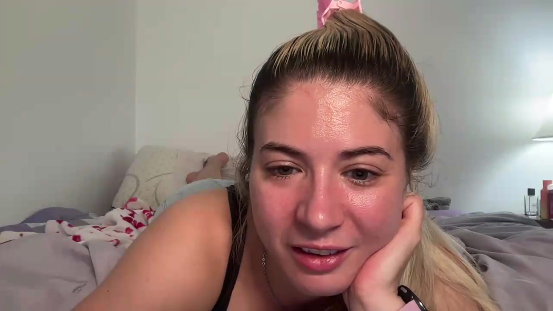 Gallery image thumbnail from KendallK1's myfreecams stream on, 09/05/2026, 18:12 image 8 of 20