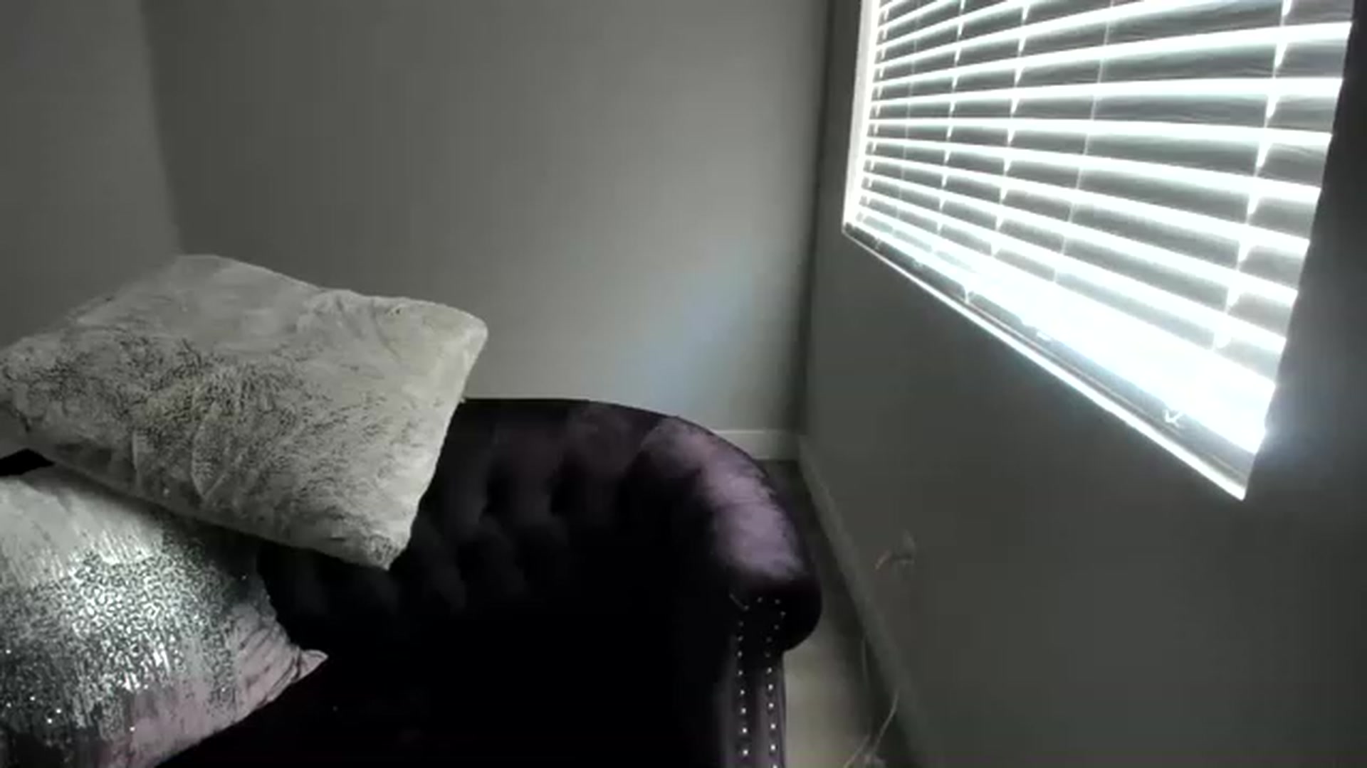 Gallery image thumbnail from KendallKayden's myfreecams stream on, 05/30/2023, 15:04 image 9 of 20