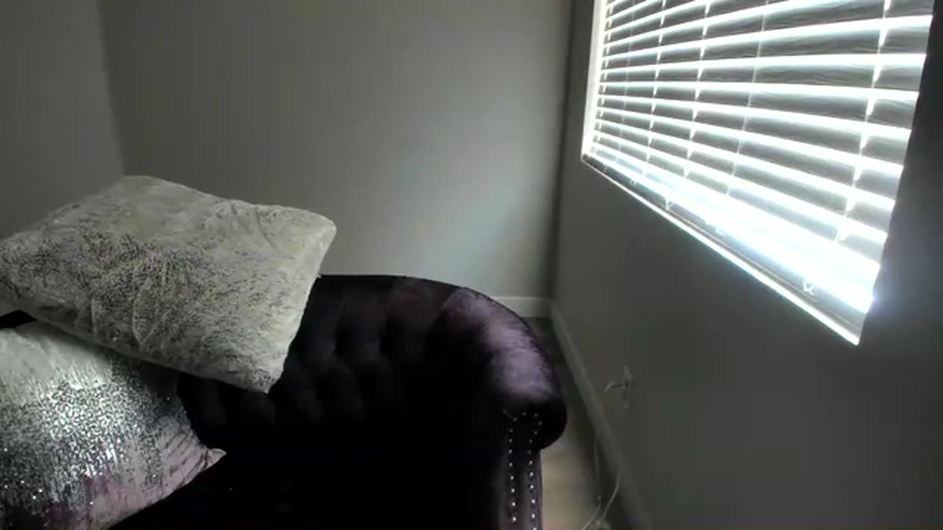 Gallery image thumbnail from KendallKayden's myfreecams stream on, 05/30/2023, 15:04 image 19 of 20