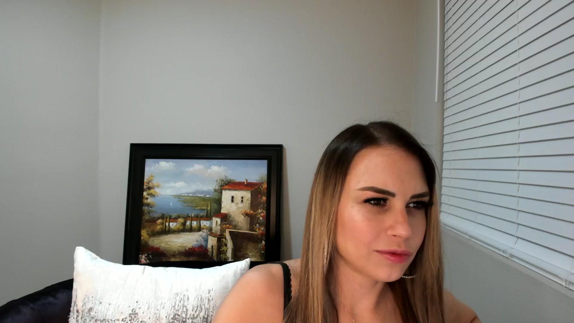 Gallery image thumbnail from KendallKayden's myfreecams stream on, 09/23/2023, 04:16 image 6 of 20