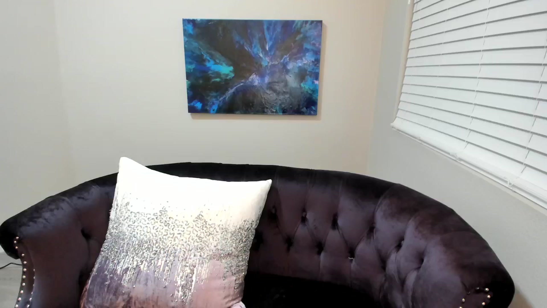Gallery image thumbnail from KendallKayden's myfreecams stream on, 10/28/2023, 04:04 image 19 of 20