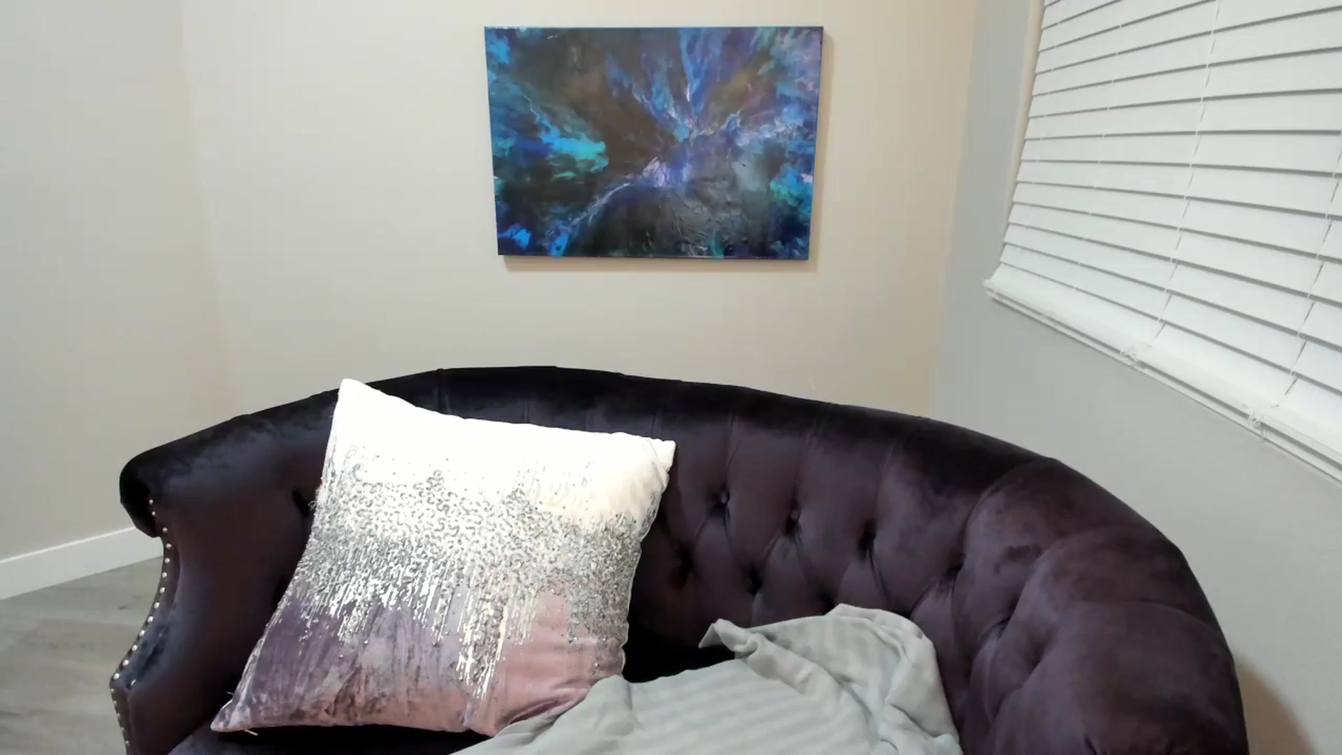 Gallery image thumbnail from KendallKayden's myfreecams stream on, 12/13/2023, 05:26 image 7 of 20