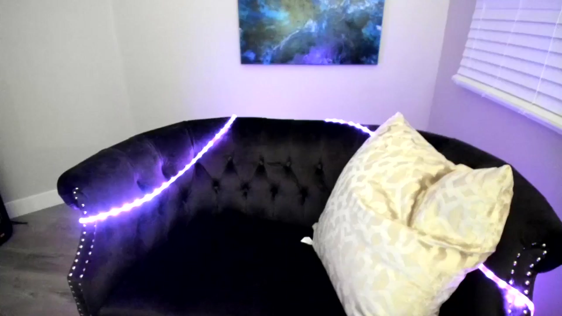 Gallery image thumbnail from KendallKayden's myfreecams stream on, 08/27/2024, 04:52 image 13 of 20