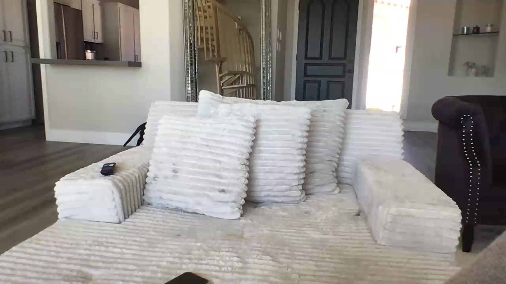Gallery image thumbnail from KendallKayden's myfreecams stream on, 09/01/2026, 20:43 image 14 of 20