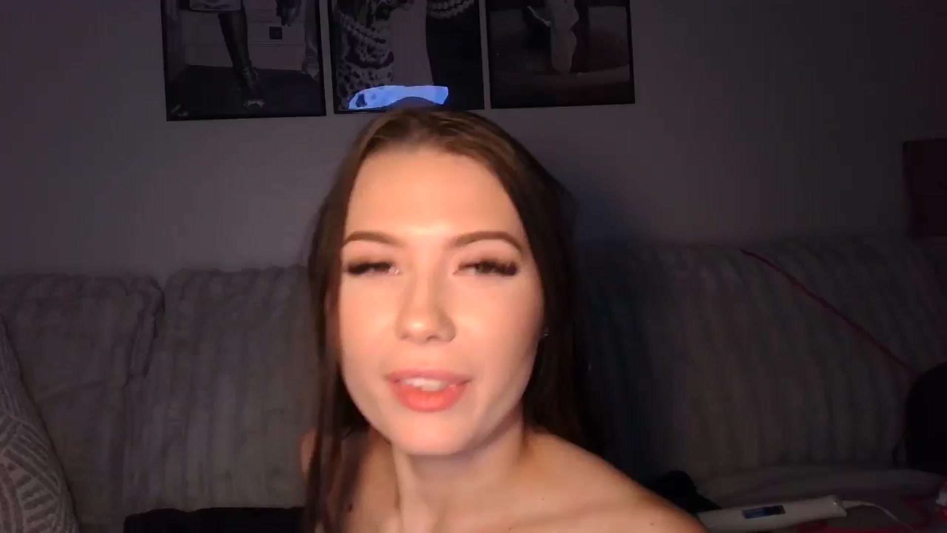 Gallery image thumbnail from Kendallmoore's myfreecams stream on, 01/30/2026, 07:23 image 6 of 20