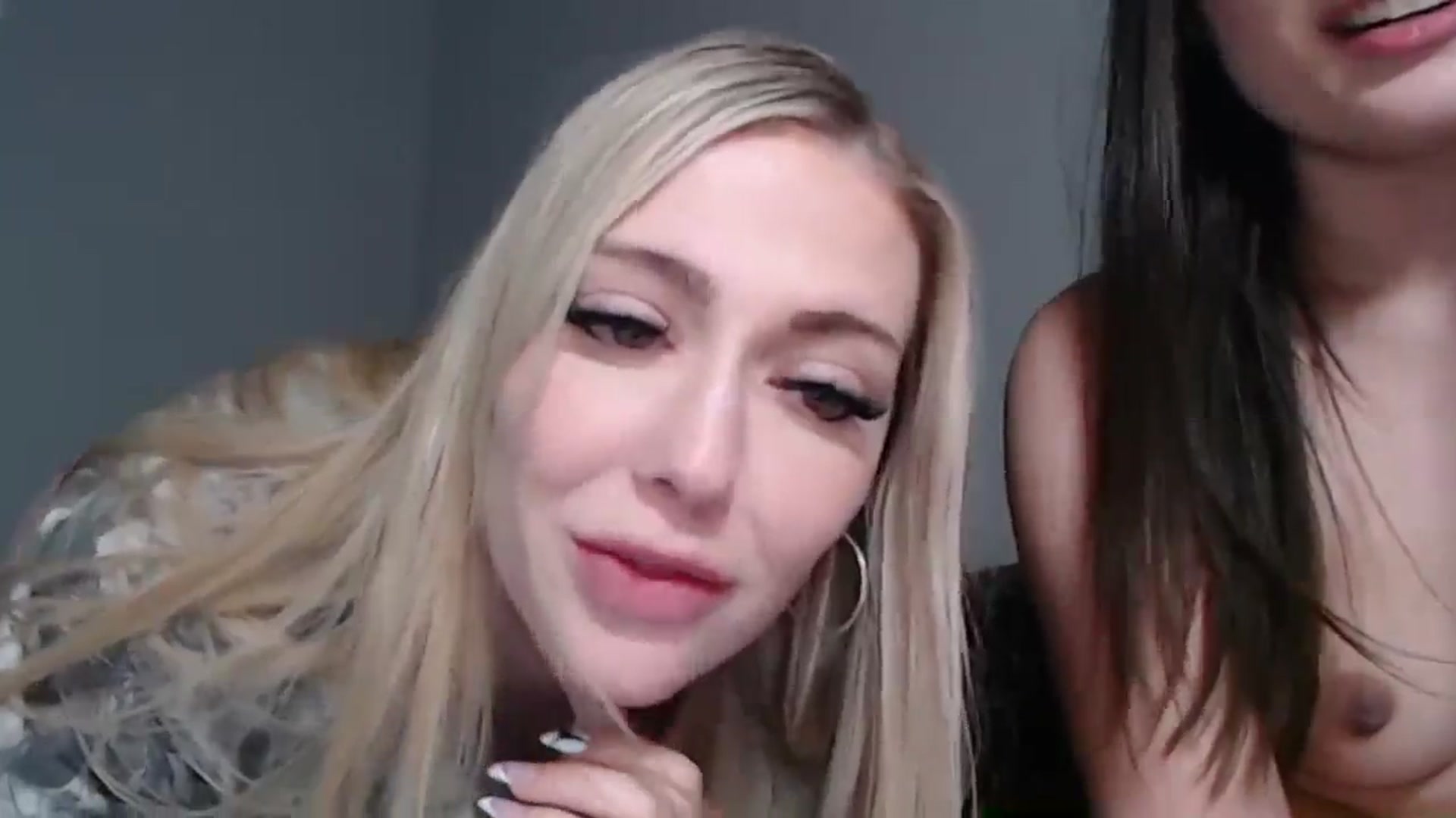 Gallery image thumbnail from Kendallmoore's myfreecams stream on, 04/08/2026, 08:05 image 8 of 20
