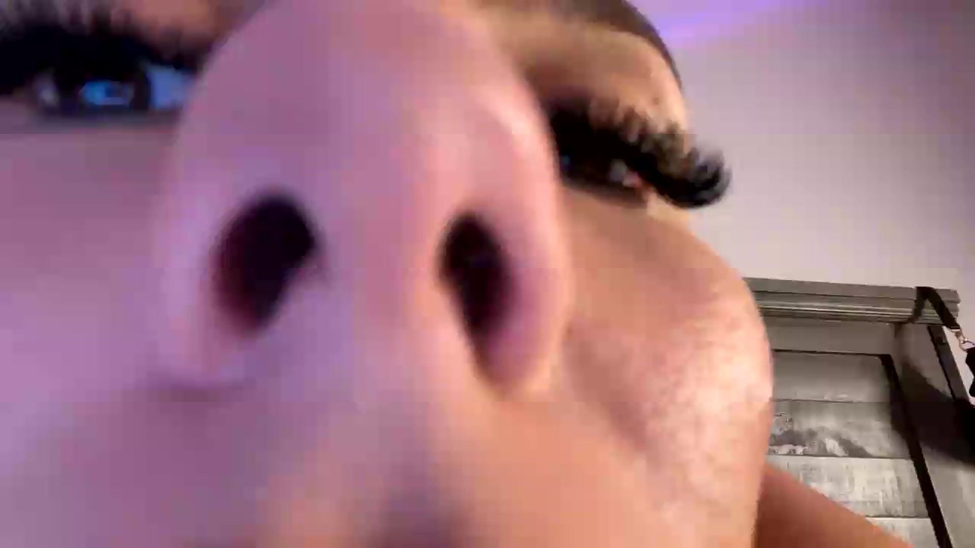 Gallery image thumbnail from Kendallmoore's myfreecams stream on, 09/09/2026, 05:43 image 18 of 20