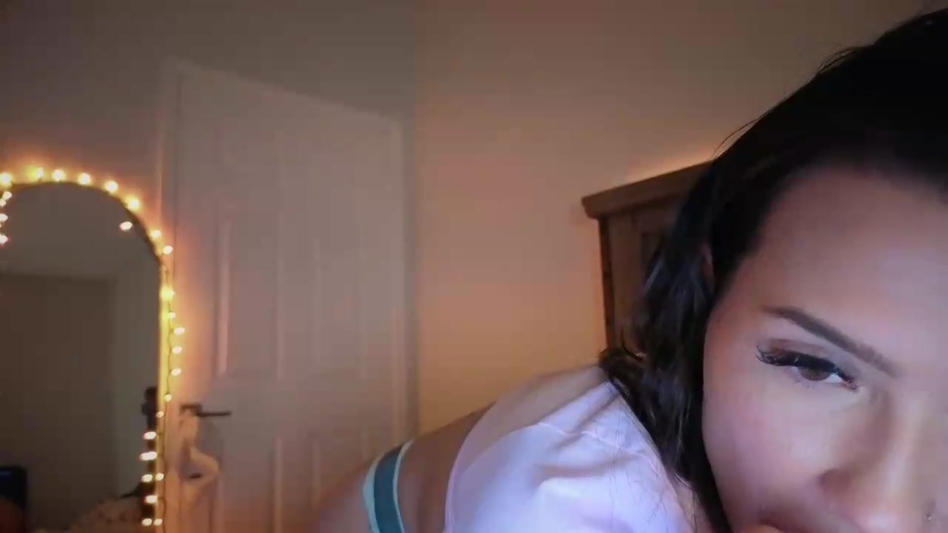Gallery image thumbnail from Kendallmoore's myfreecams stream on, 09/12/2026, 09:41 image 8 of 20