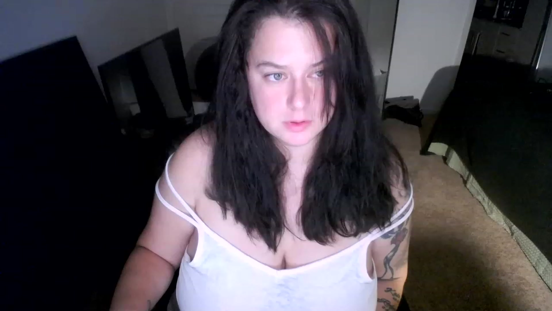 Gallery image thumbnail from Kendra's myfreecams stream on, 11/15/2022, 06:28 image 14 of 20
