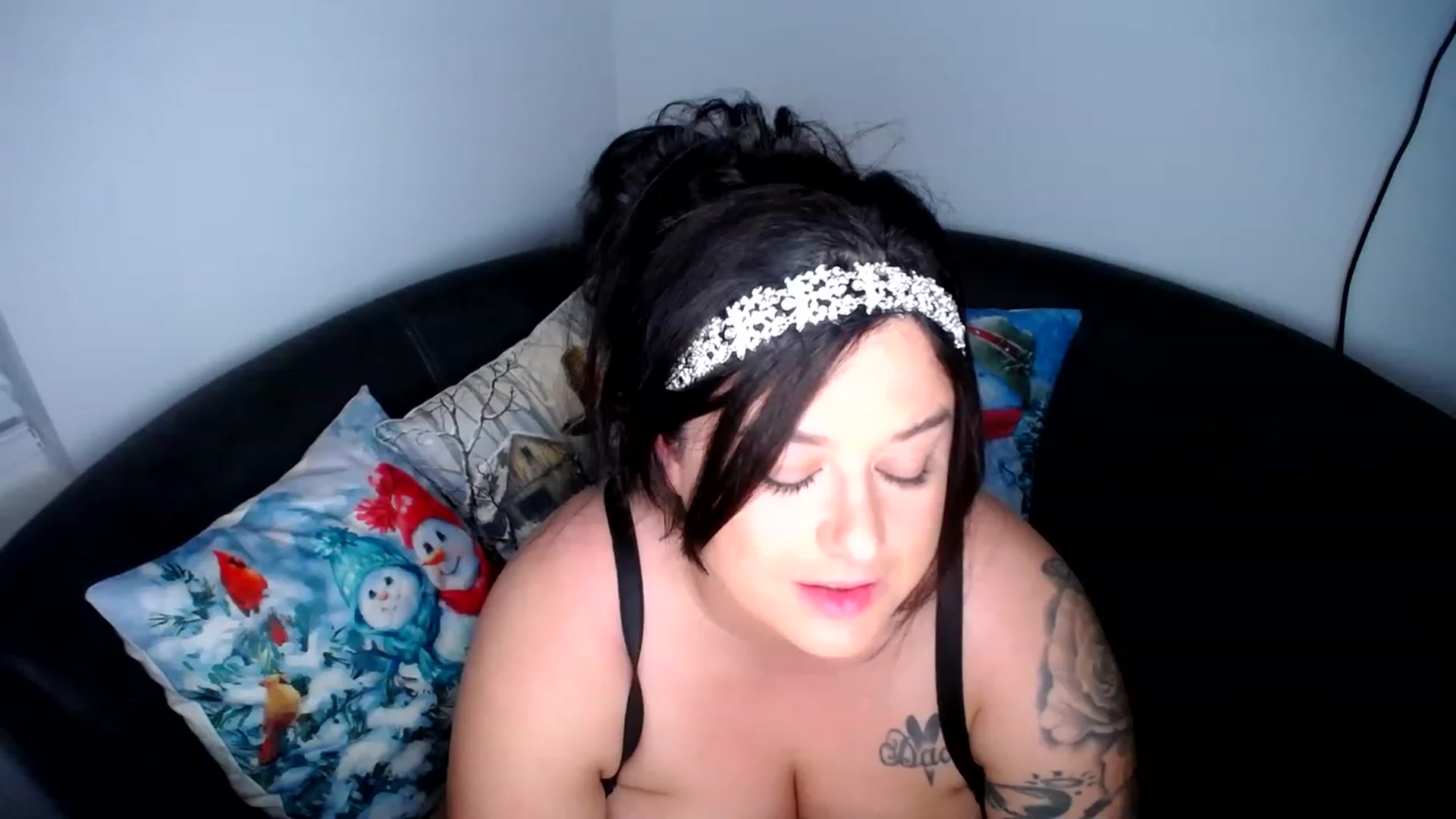Gallery image thumbnail from Kendra's myfreecams stream on, 11/20/2022, 03:31 image 7 of 20