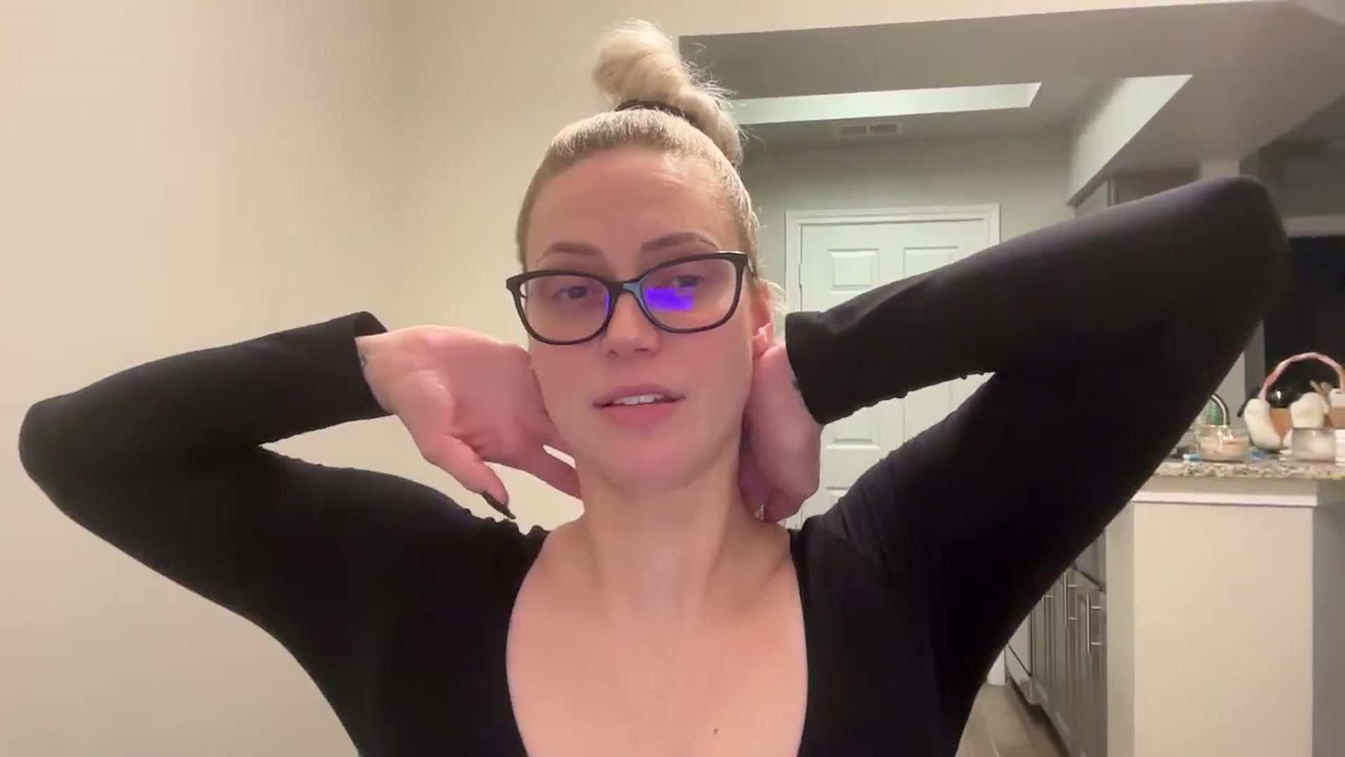 Gallery image thumbnail from KendraK_badd's myfreecams stream on, 04/21/2025, 15:56 image 17 of 20