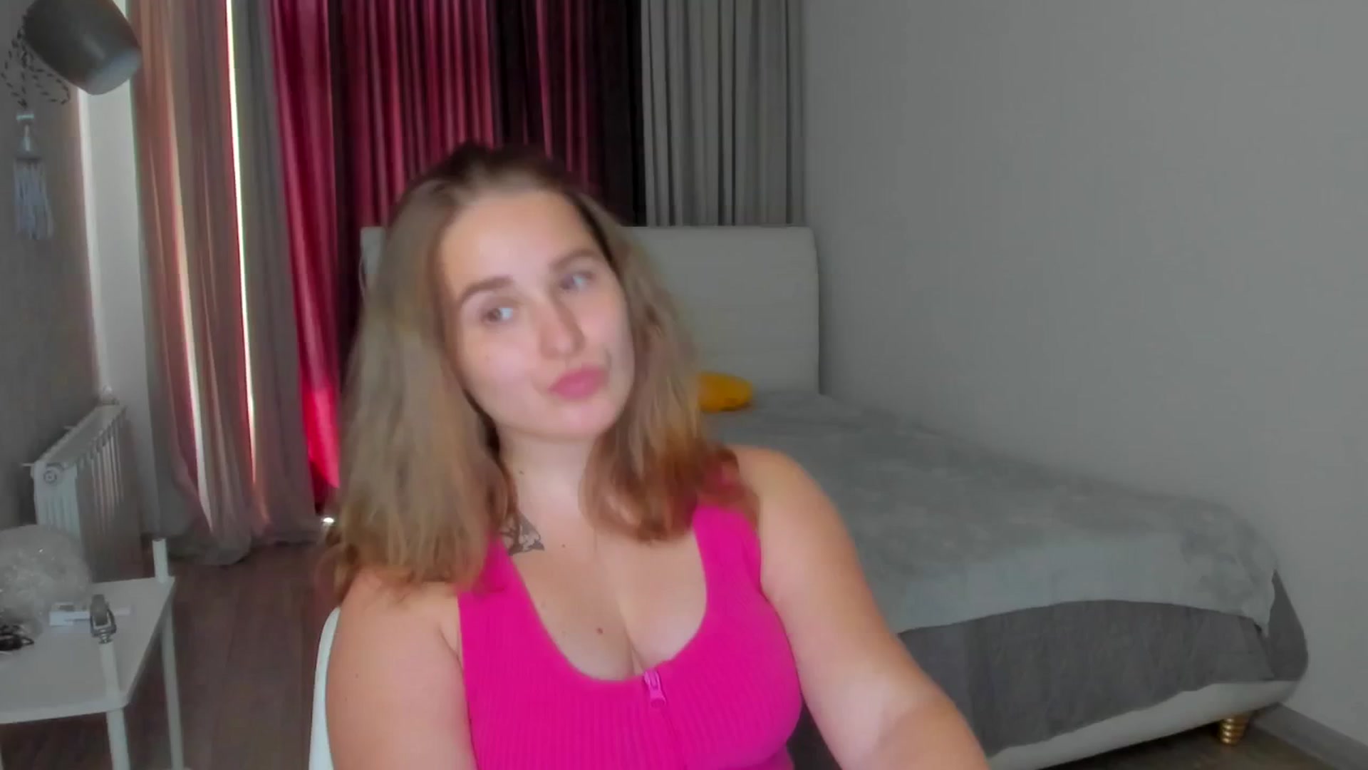 Gallery image thumbnail from KendraKisse's myfreecams stream on, 07/28/2025, 08:54 image 14 of 20