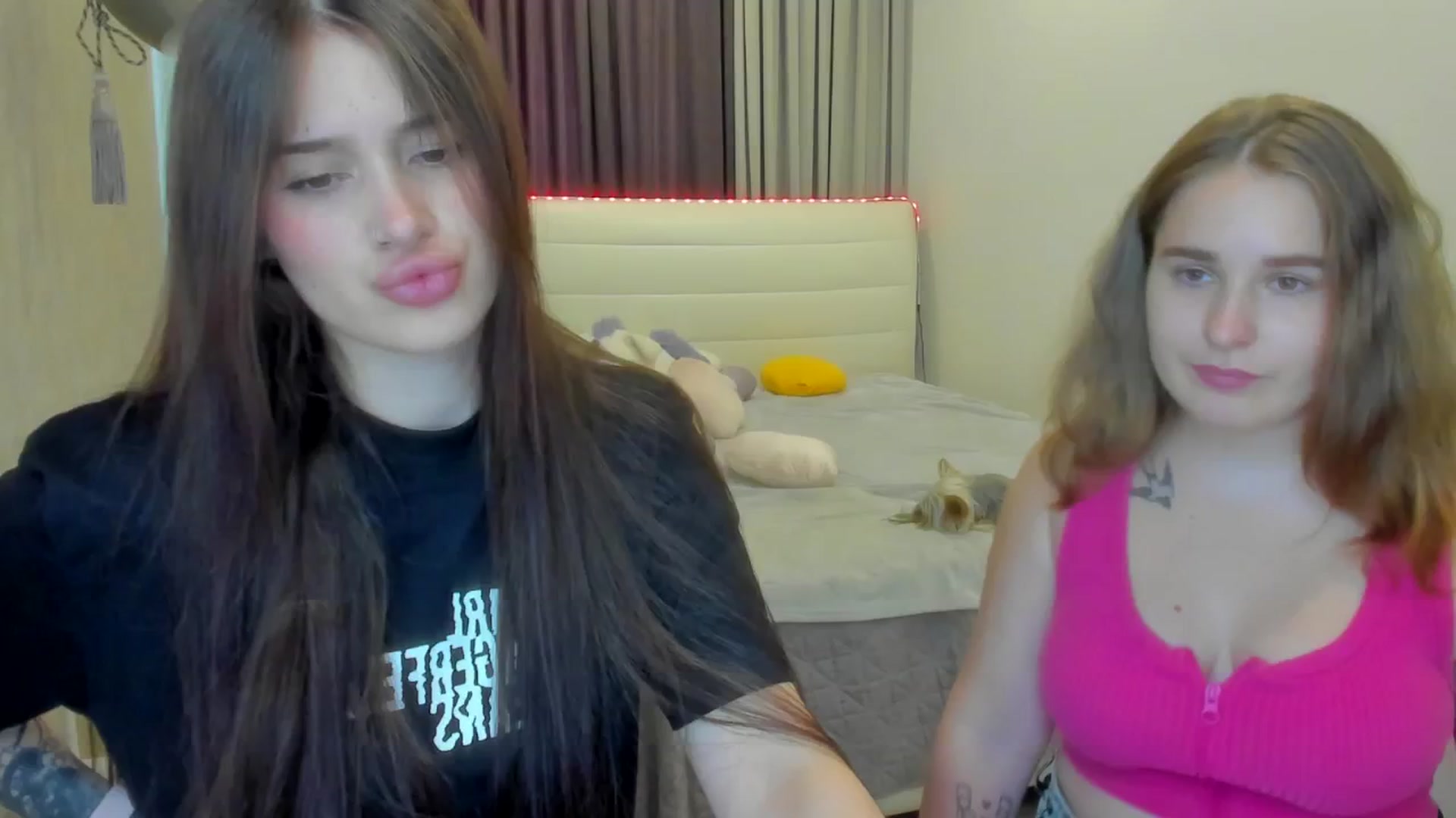Gallery image thumbnail from KendraKisse's myfreecams stream on, 07/28/2025, 11:08 image 14 of 20