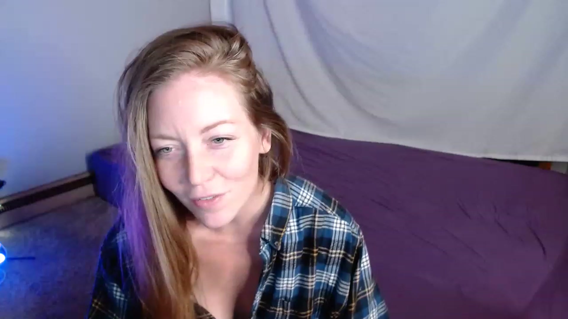 Gallery image thumbnail from KennaKind's myfreecams stream on, 11/19/2022, 04:19 image 8 of 20