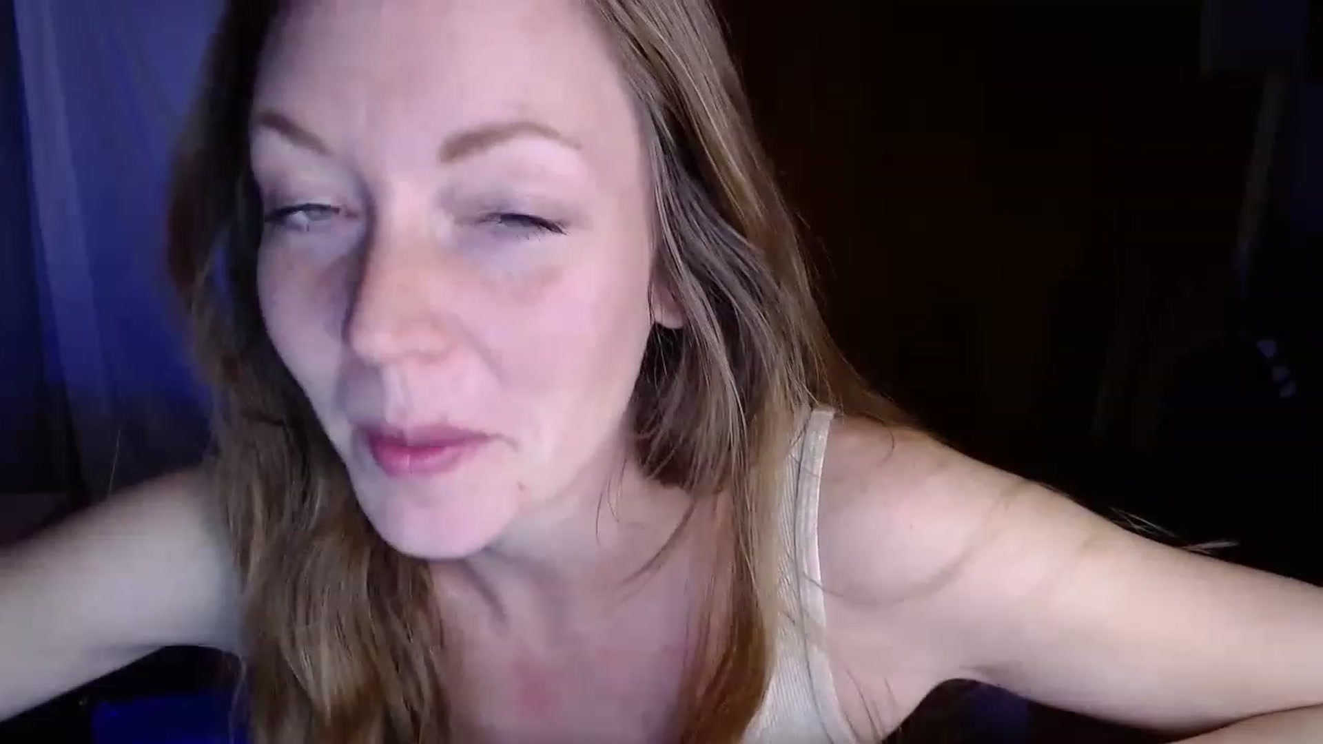 Gallery image thumbnail from KennaKind's myfreecams stream on, 12/04/2022, 03:45 image 7 of 20