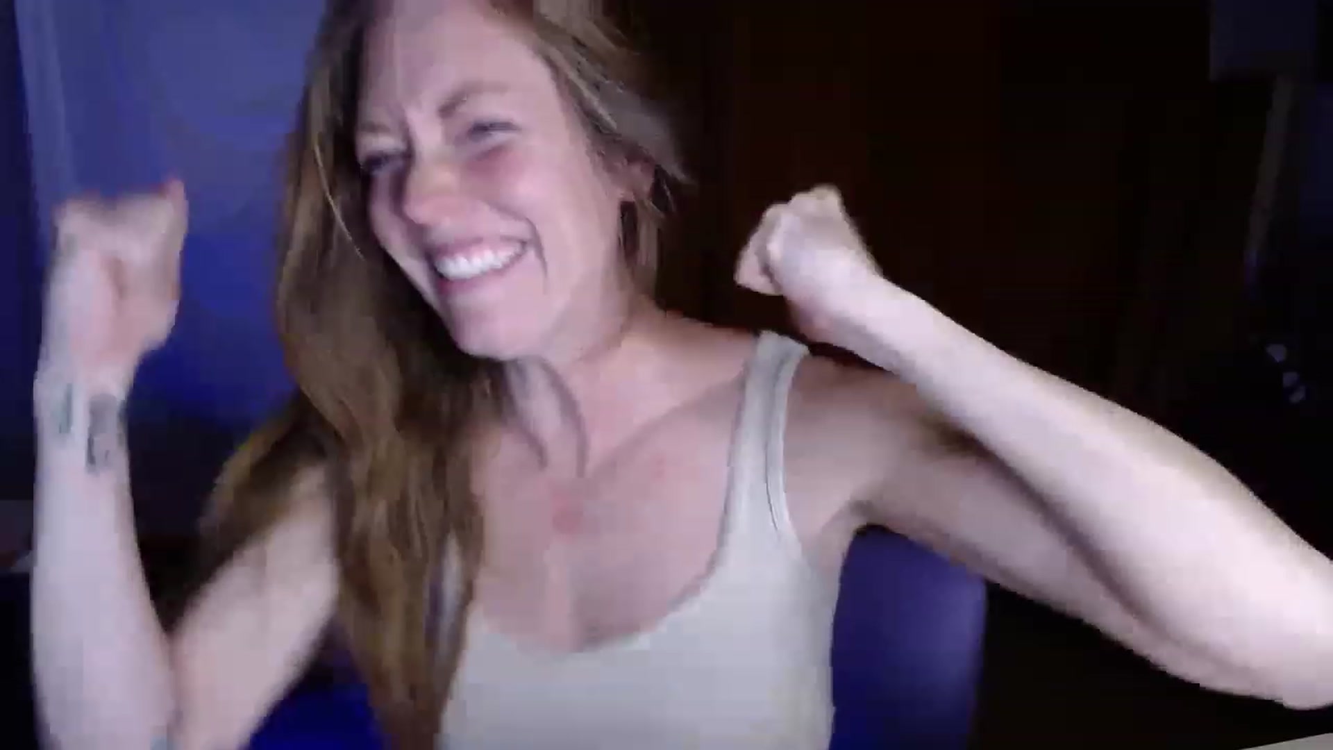 Gallery image thumbnail from KennaKind's myfreecams stream on, 12/04/2022, 03:45 image 6 of 20
