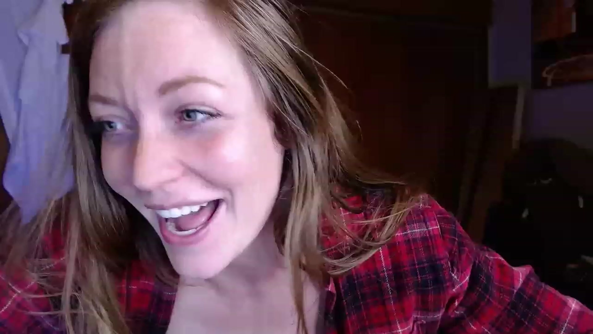 Gallery image thumbnail from KennaKind's myfreecams stream on, 12/10/2022, 04:41 image 10 of 20