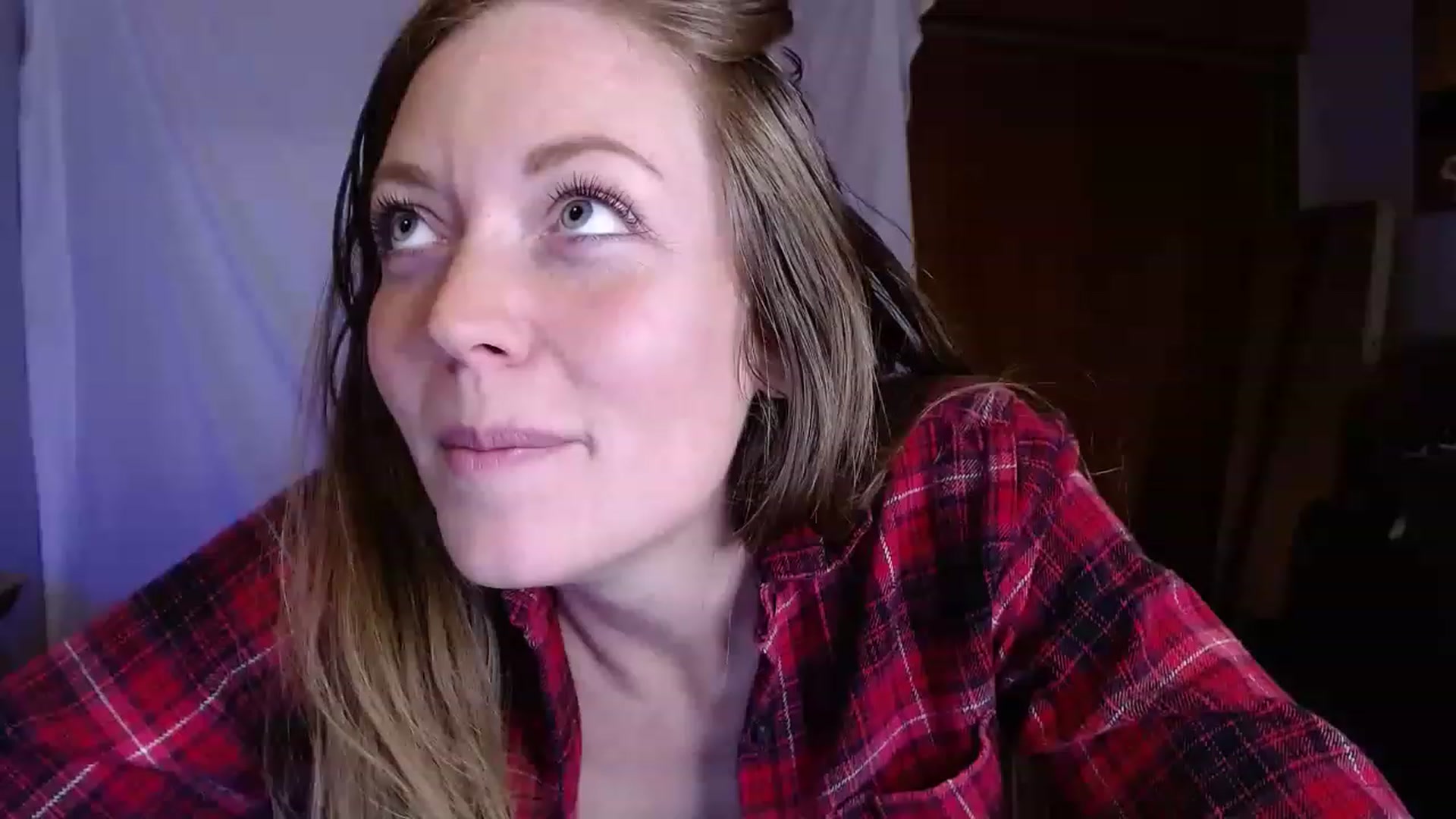 Gallery image thumbnail from KennaKind's myfreecams stream on, 12/10/2022, 04:41 image 13 of 20