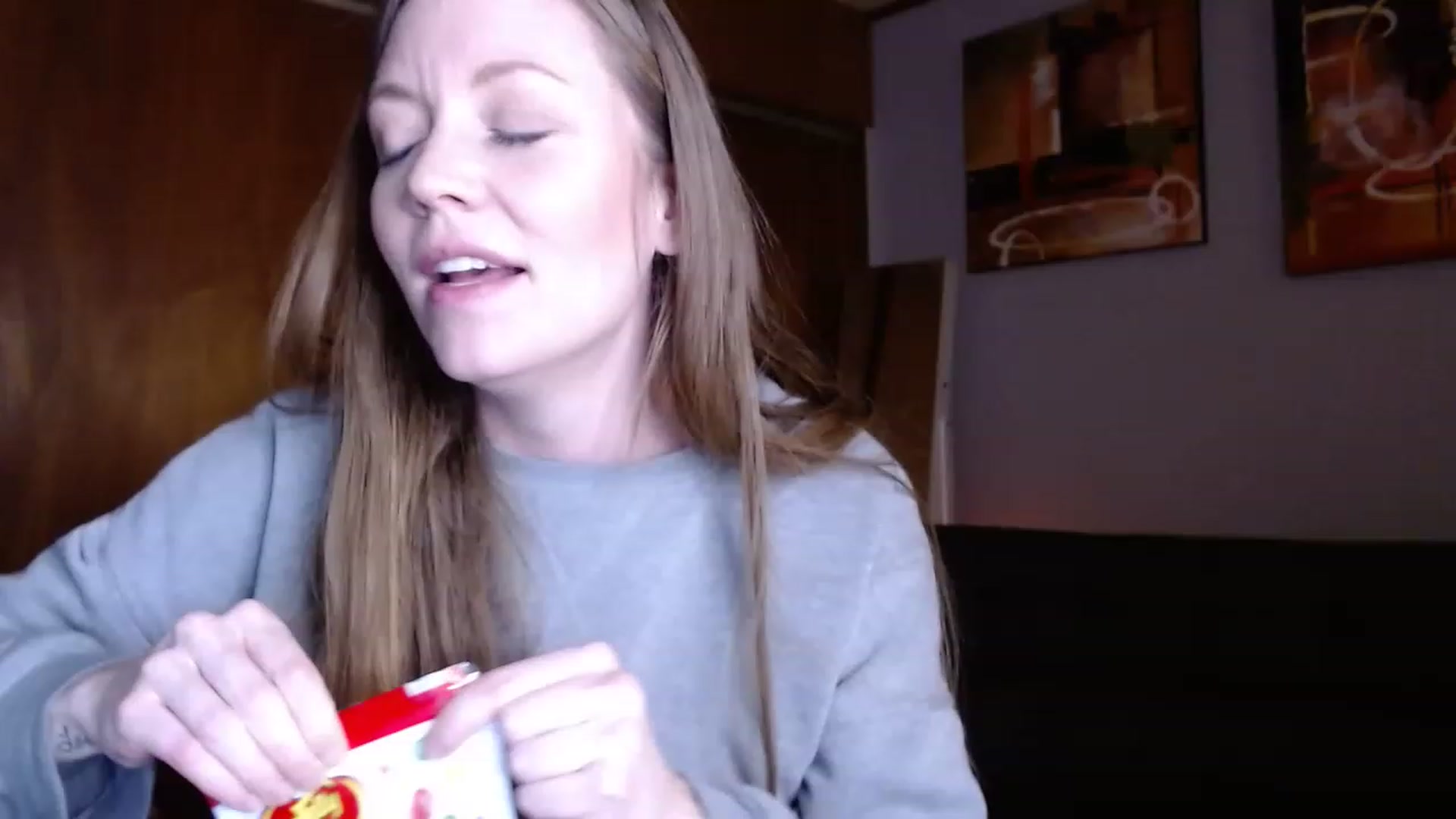 Gallery image thumbnail from KennaKind's myfreecams stream on, 02/11/2023, 04:30 image 1 of 20